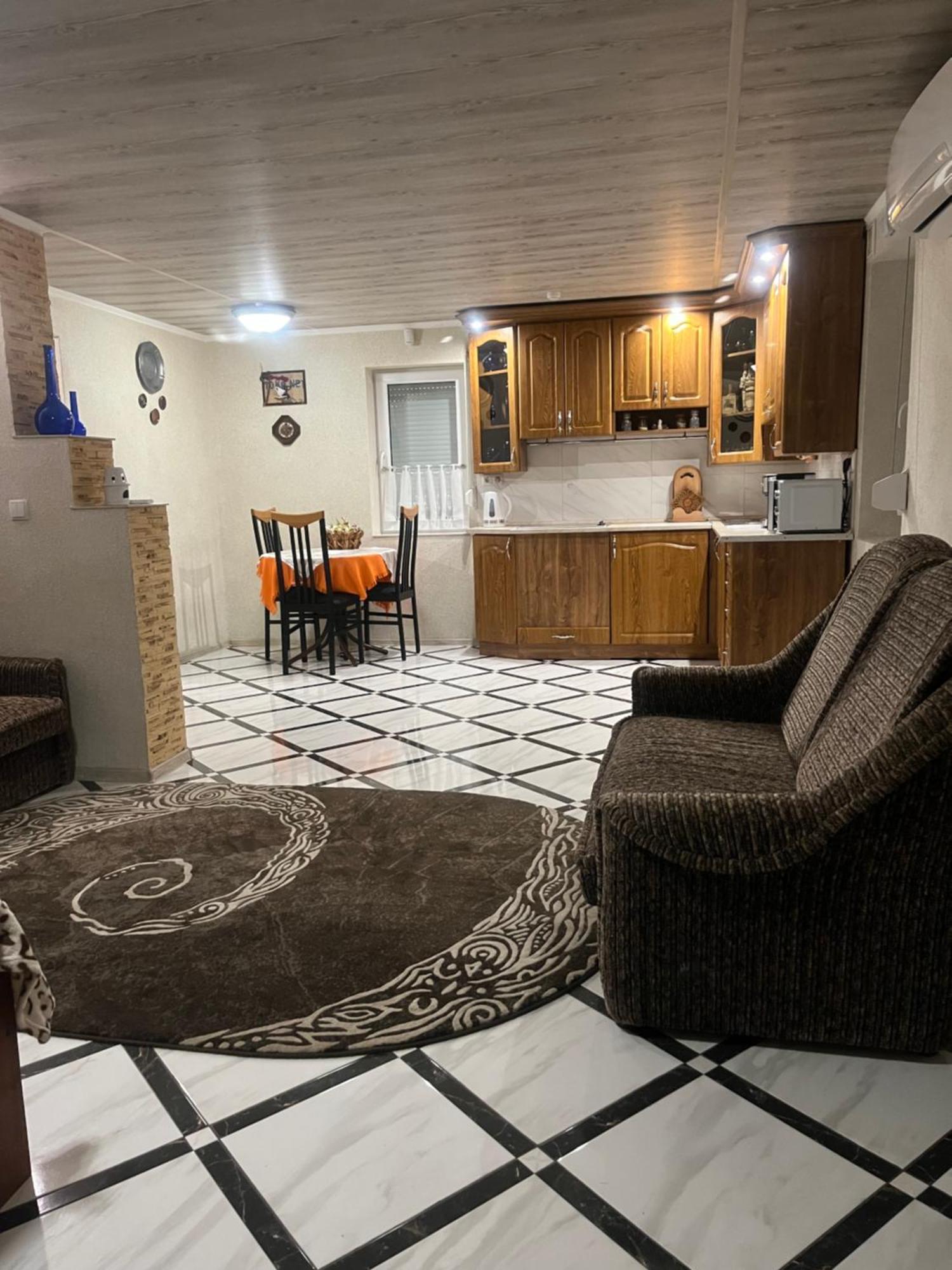 Hotel Окремий Будинок-Апартаменти Rakoshyno Exterior foto